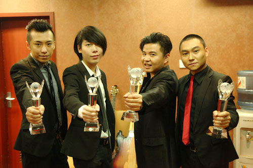 紅樂隊(duì)和水木年華